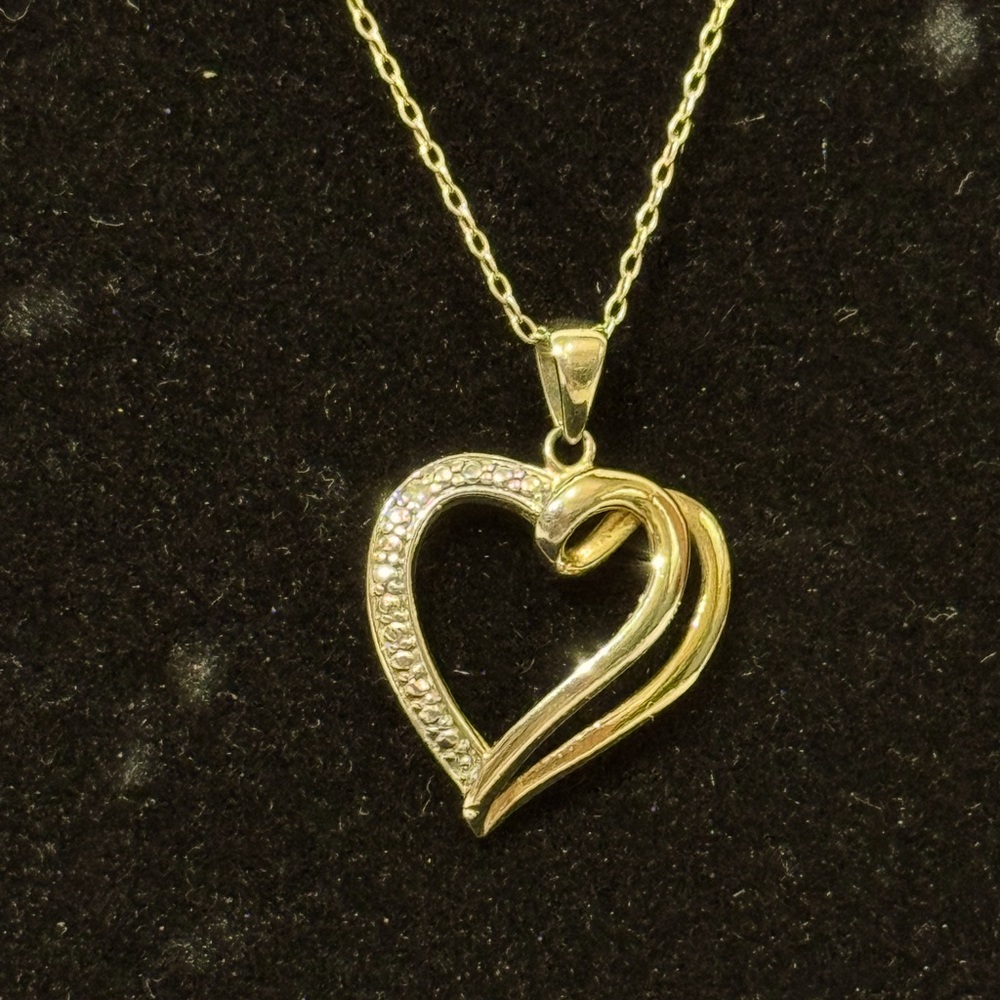 NIB 925 Gold Plated Diamond Accent Heart Necklace